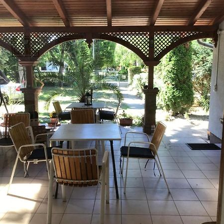 Platanus Vendeghaz Zamardi Bed & Breakfast Exterior photo