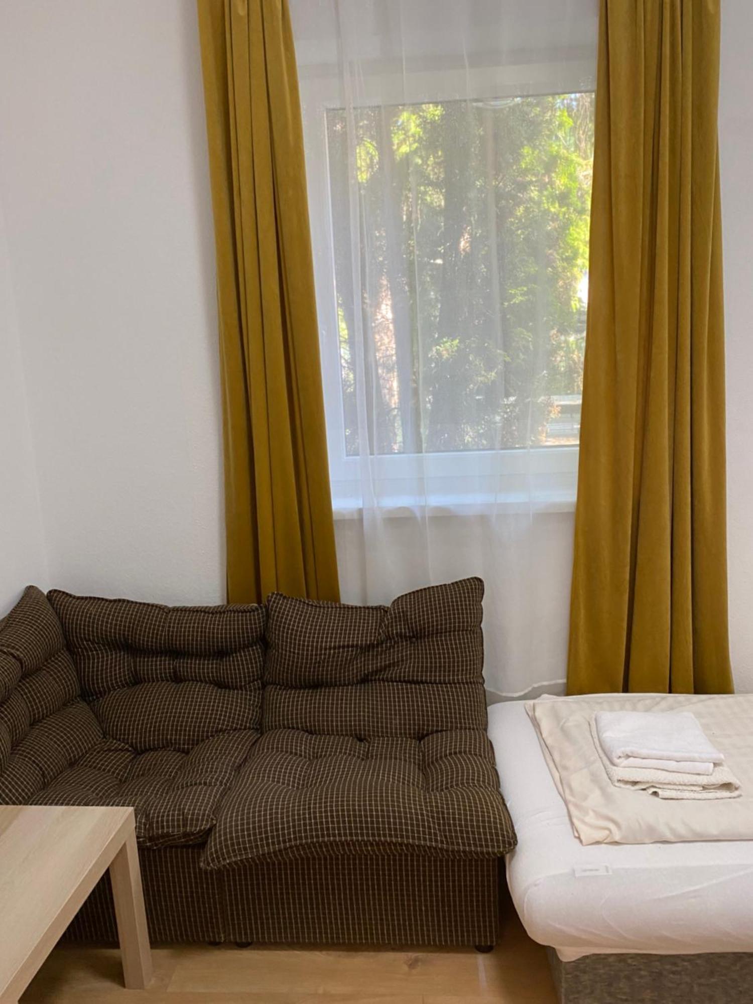 Platanus Vendeghaz Zamardi Bed & Breakfast Exterior photo